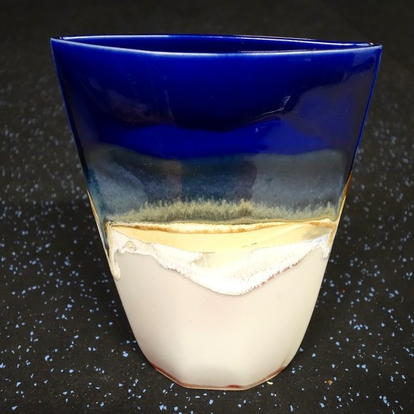 Ceramic Vase - Picture 2 of 9